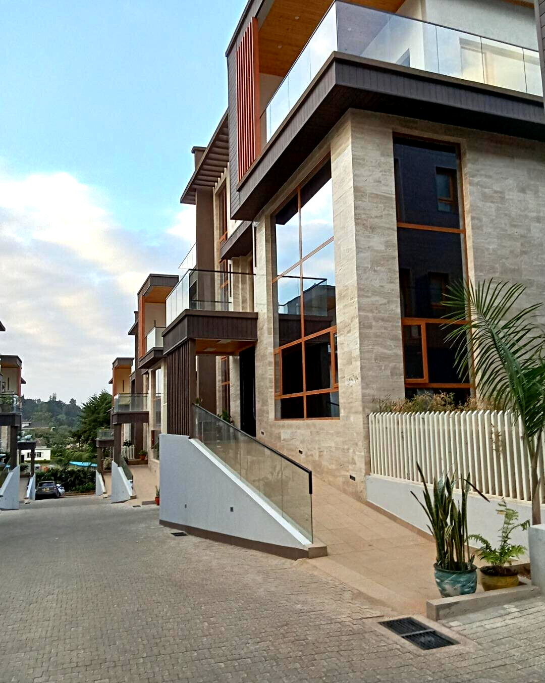 6-Bed Ultra-Luxury Villa with Elevator & Panic Room - Lavington