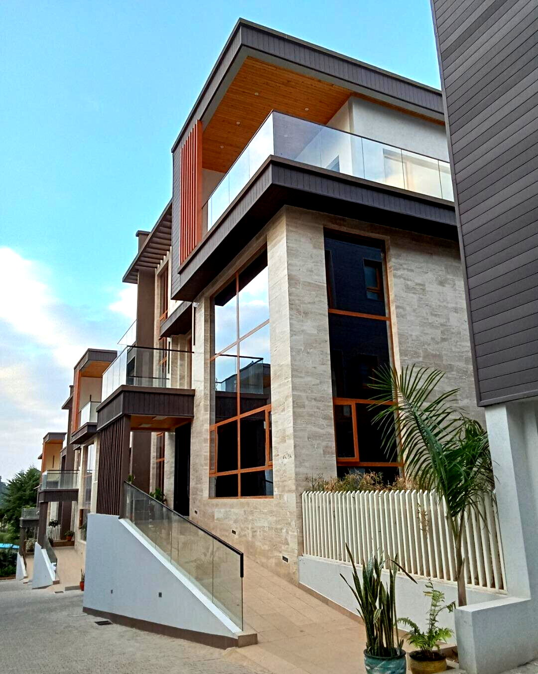 6-Bed Ultra-Luxury Villa with Elevator & Panic Room - Lavington