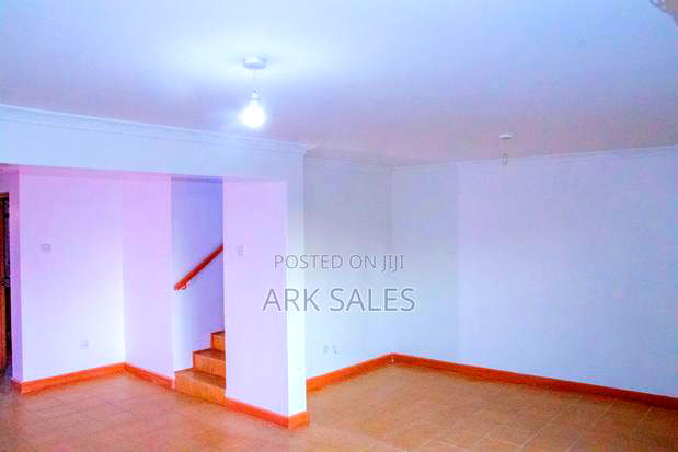 3bdrm Maisonette in Bustani Villas, Gateway Mall Area for sale