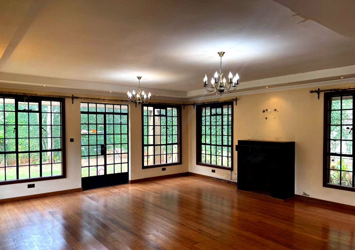 Homely 4BR Townhouse with Fireplace & DSQ - Lavington