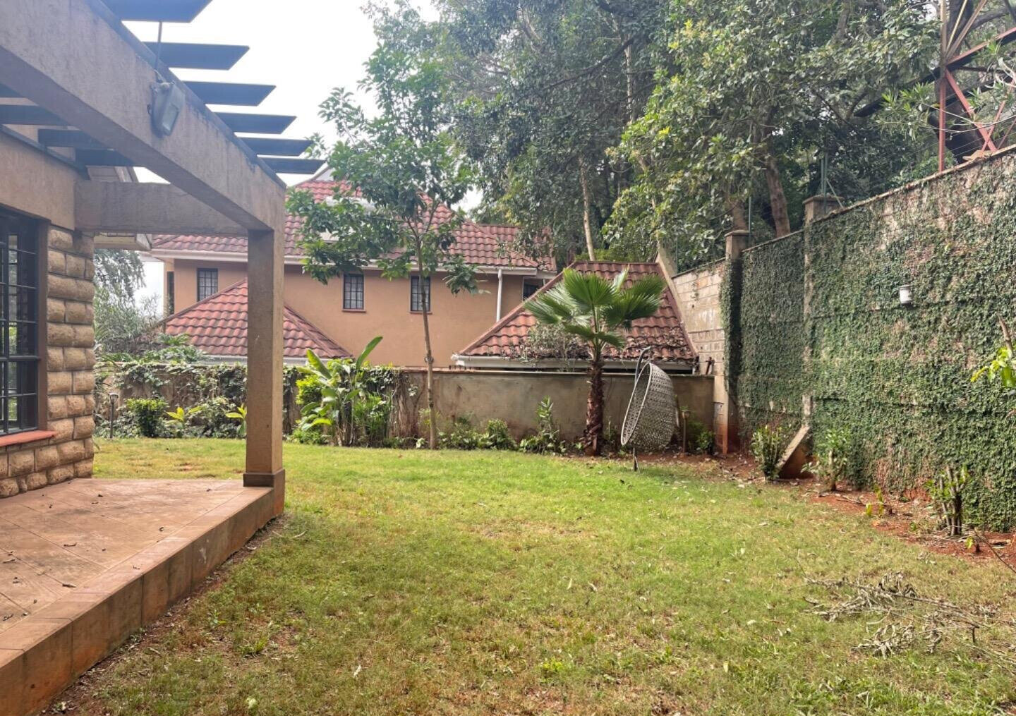 Homely 4BR Townhouse with Fireplace & DSQ - Lavington