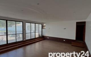 8BR Garden Estate for KSh 450K