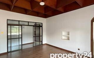 8BR Garden Estate for KSh 450K