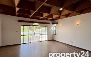 8BR Garden Estate for KSh 450K