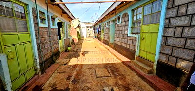 12bdrm Duplex in Kimumu for sale - Image 1