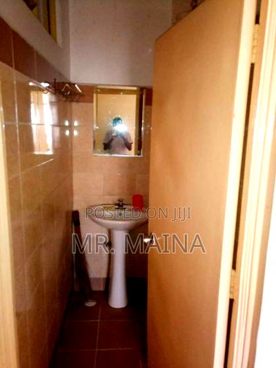 2bdrm Condo in Greatwall Apartments, Gateway Mall Area for sale - Image 9