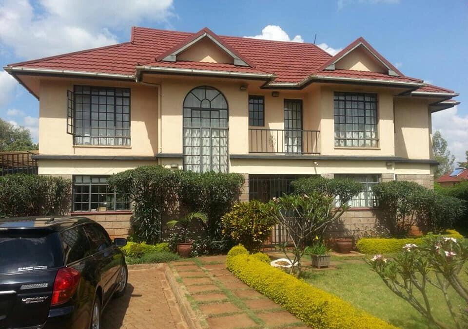 4BR Ensuite Townhouse with Tenant Paying KES 300K - Runda Mumwe