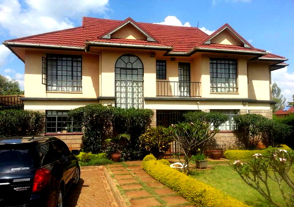4BR Ensuite Townhouse with Tenant Paying KES 300K - Runda Mumwe