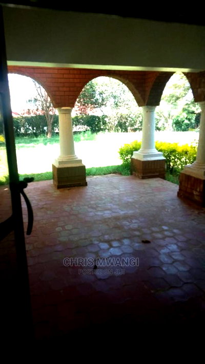 Furnished 5bdrm Maisonette in Mimosa Drive, Runda for Sale - Image 3