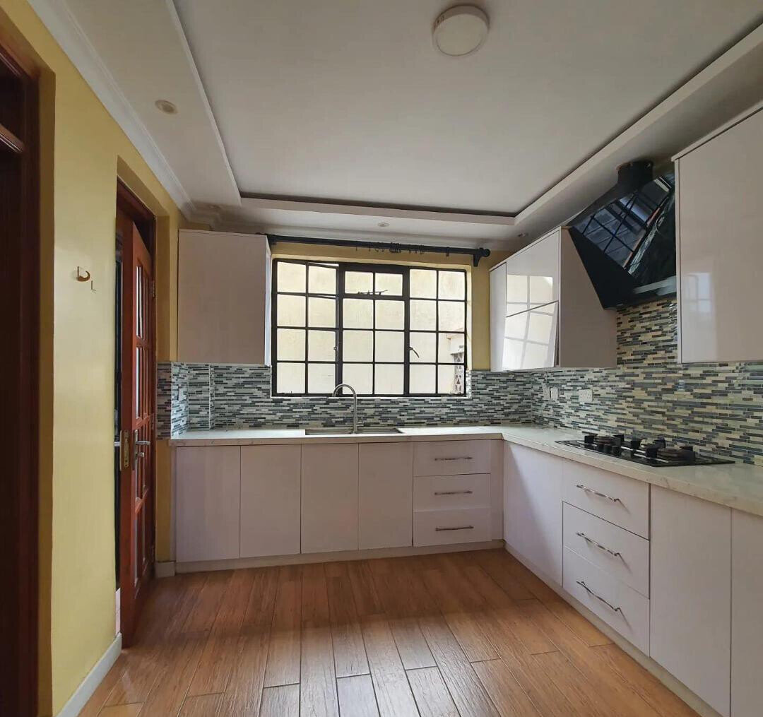 5-Bed Contemporary Villa with 15-Hour Inverter - Lavington