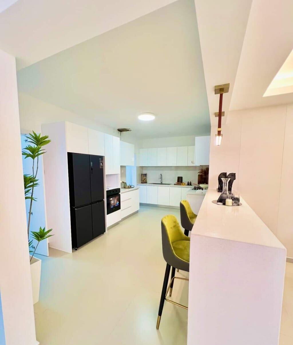 3BR Duplex with DSQ, Pool & Gym - Kilimani