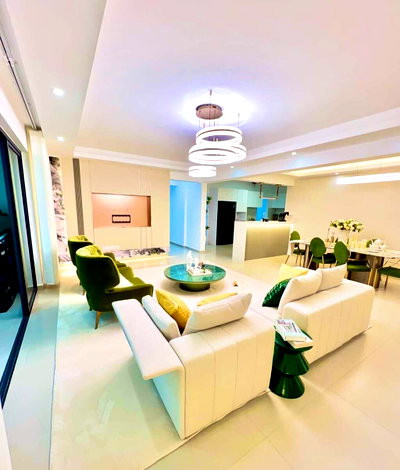3BR Duplex with DSQ, Pool & Gym - Kilimani