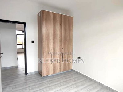 3bdrm Bungalow in Kenyatta Road for sale - Image 8