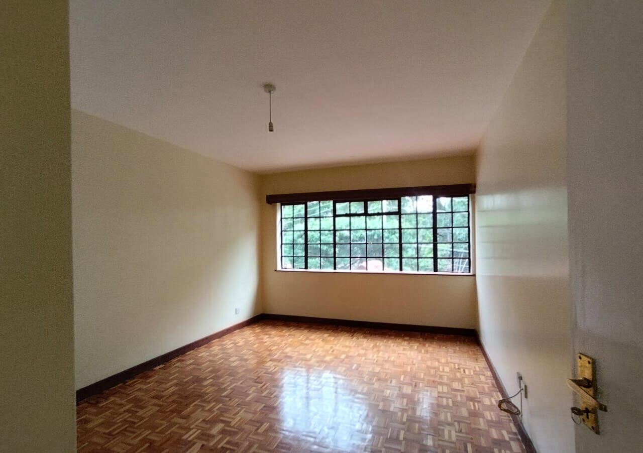 5BR Gated Townhouse with DSQ & Pantry - Westlands