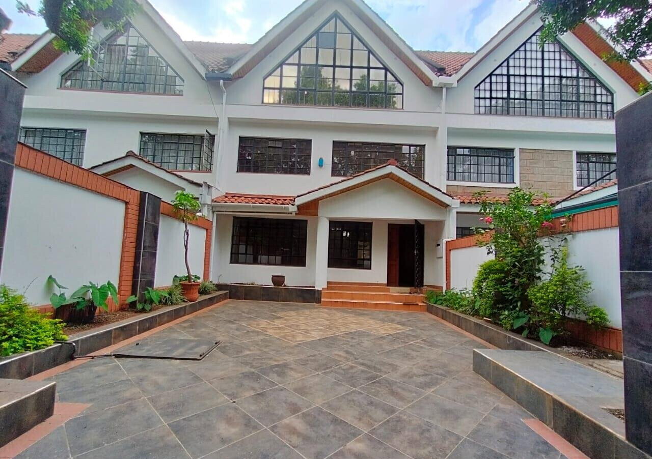 5BR Gated Townhouse with DSQ & Pantry - Westlands