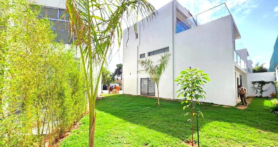 0.16 Acre 5BR Haven at KSh 550K
