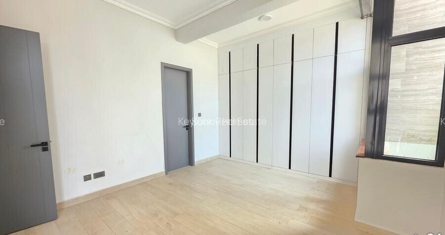 0.16 Acre 5BR Haven at KSh 550K