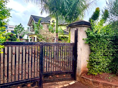 3bdrm Maisonette in Thika Greens, Bendor Estate for sale - Image 9