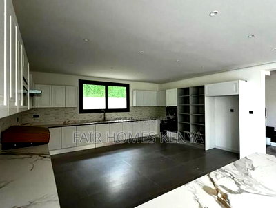 5bdrm Townhouse/Terrace in Chalbi Drive, Lavington for sale - Image 5