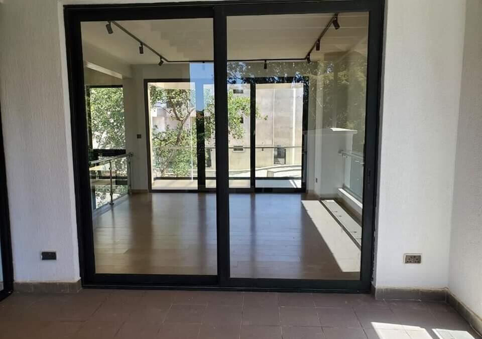 Brand New 5-Ensuite Townhouse with Study & Pantry - Lavington Mall Area