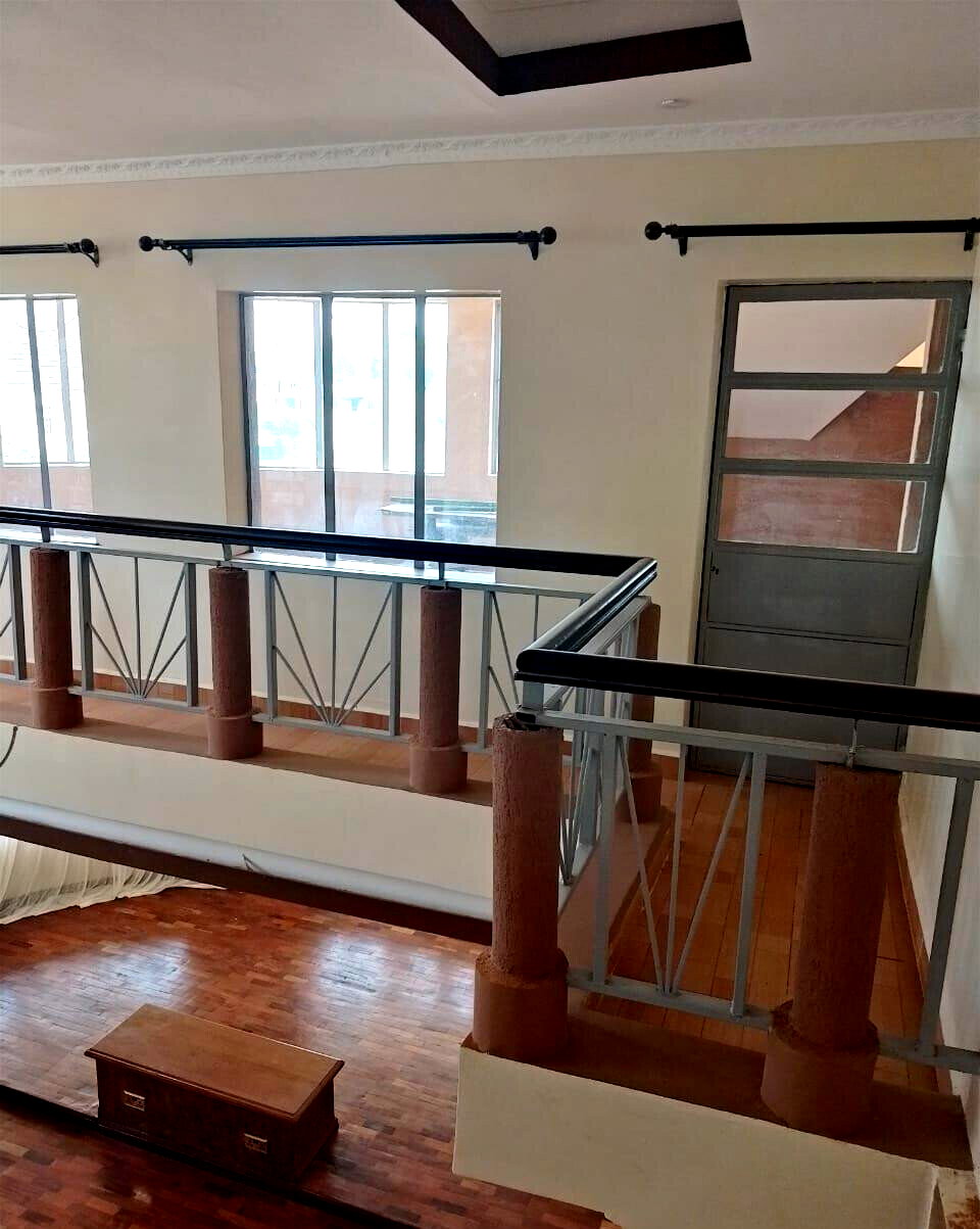 11-Bedroom Ambassadorial Home on ¾ Acre - Runda