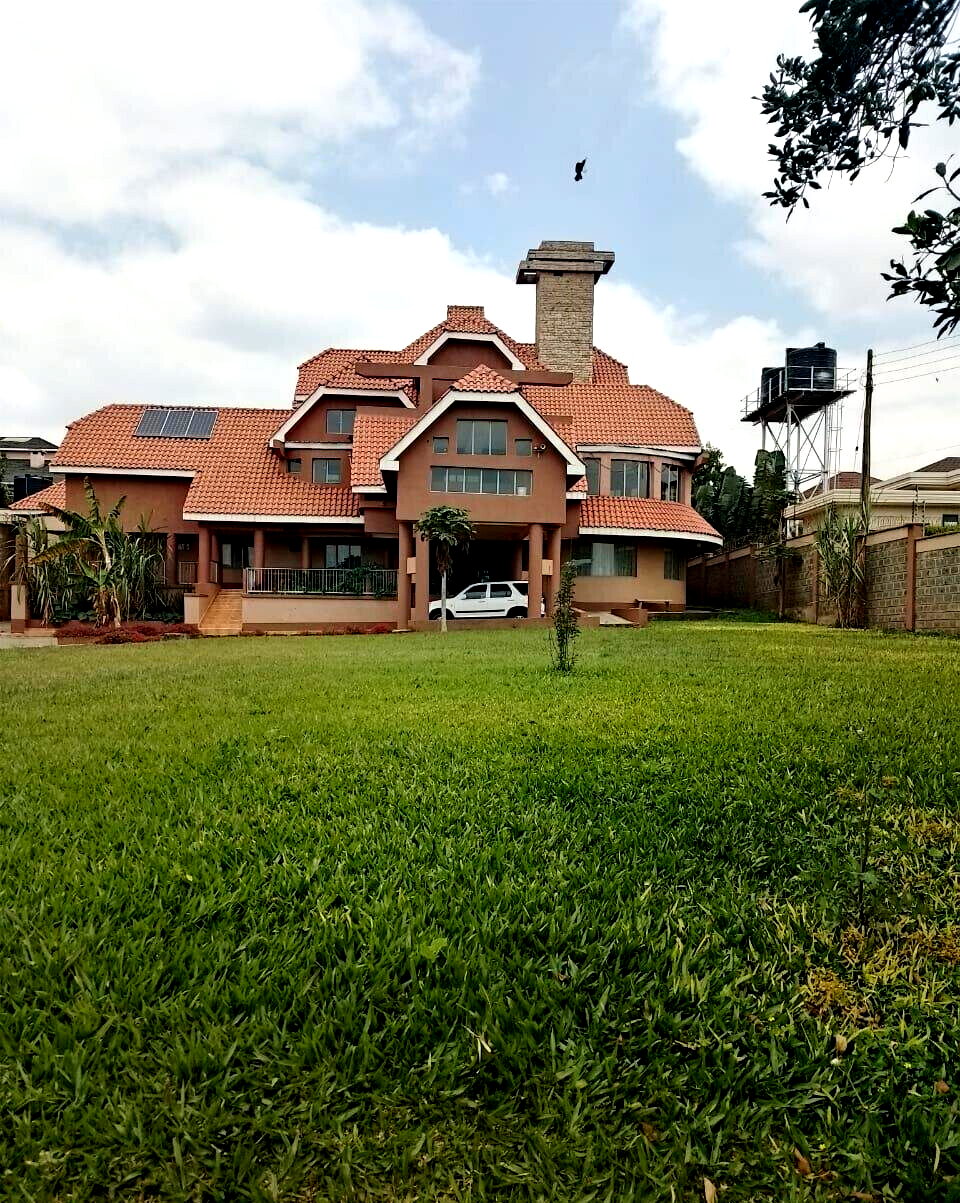 11-Bedroom Ambassadorial Home on ¾ Acre - Runda
