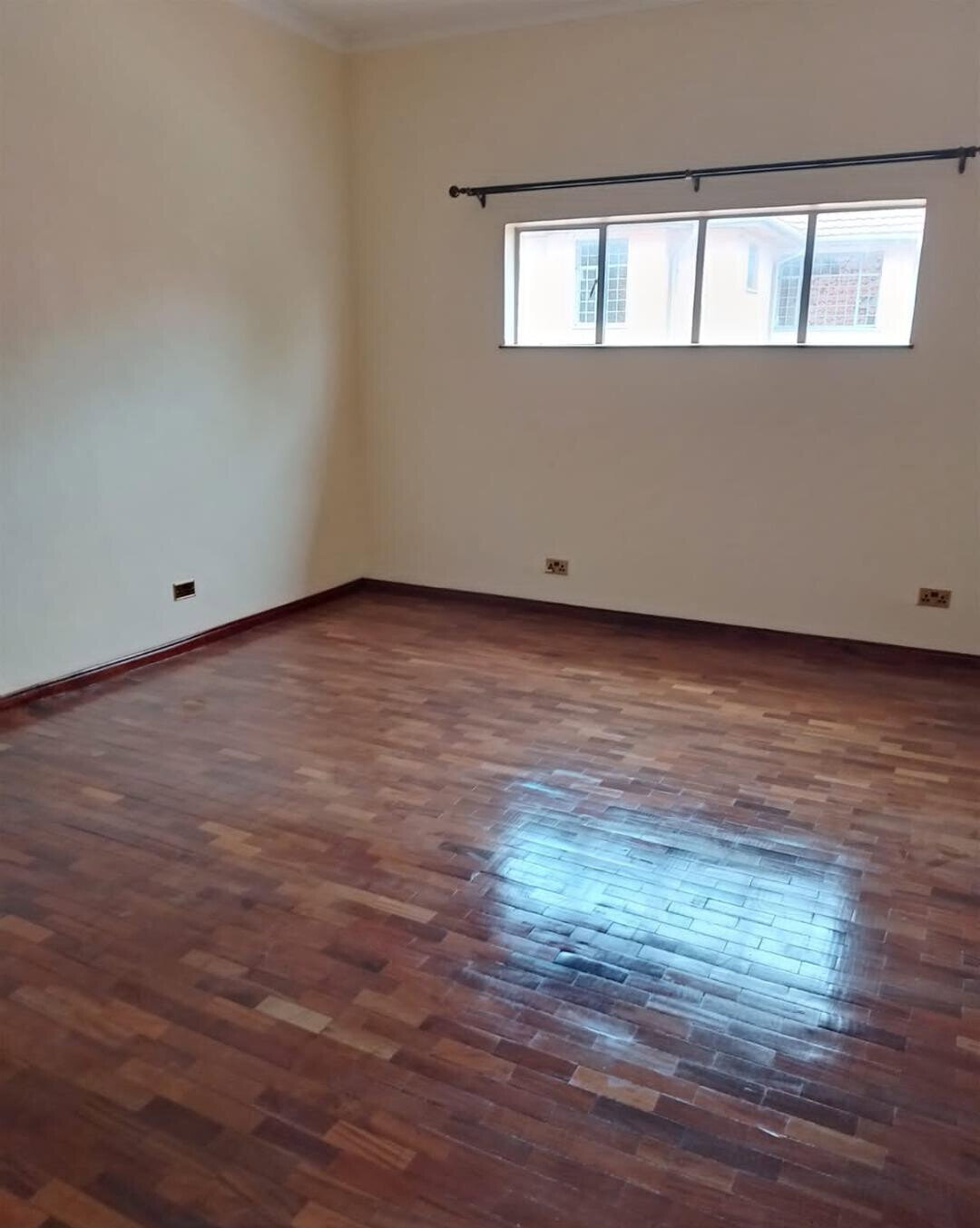 11-Bedroom Ambassadorial Home on ¾ Acre - Runda