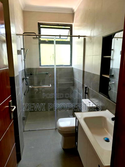 4bdrm Mansion in Karen for rent - Image 4