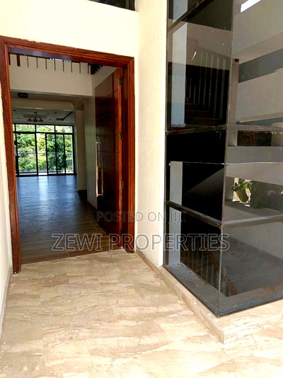 4bdrm Mansion in Karen for rent - Image 13