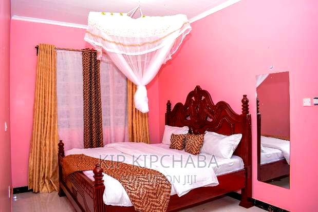 Furnished 3bdrm Mansion in Elgonview for rent