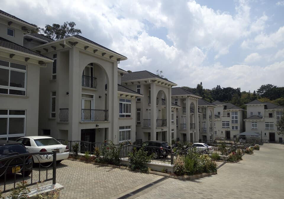 3-Level 5-Ensuite Townhouse with Office & Library - Lavington