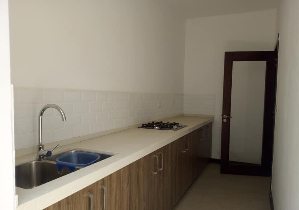 3-Level 5-Ensuite Townhouse with Office & Library - Lavington