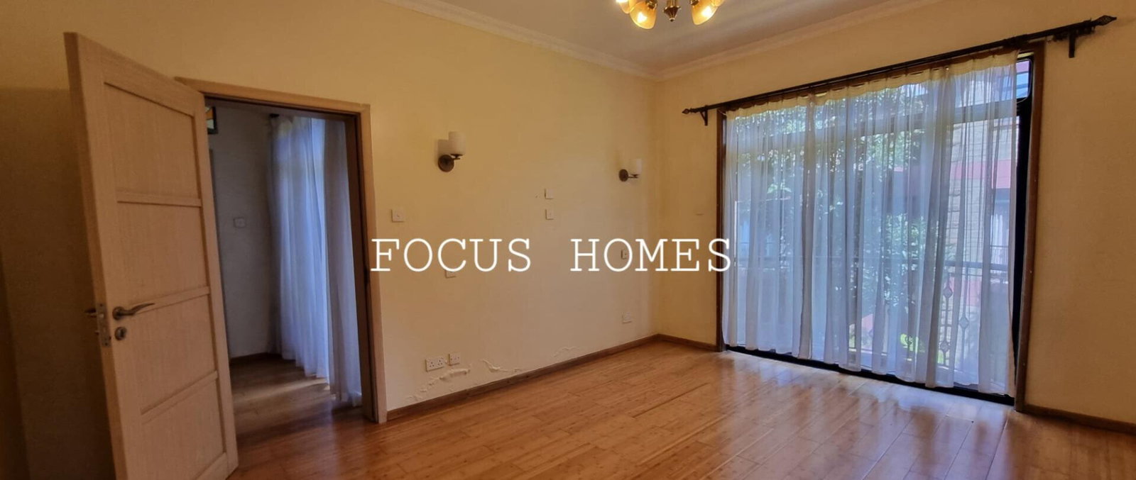 5-Ensuite Townhouse with Sauna & Jacuzzi - Lavington