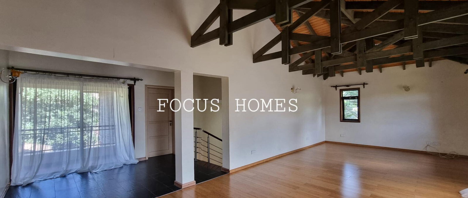 5-Ensuite Townhouse with Sauna & Jacuzzi - Lavington