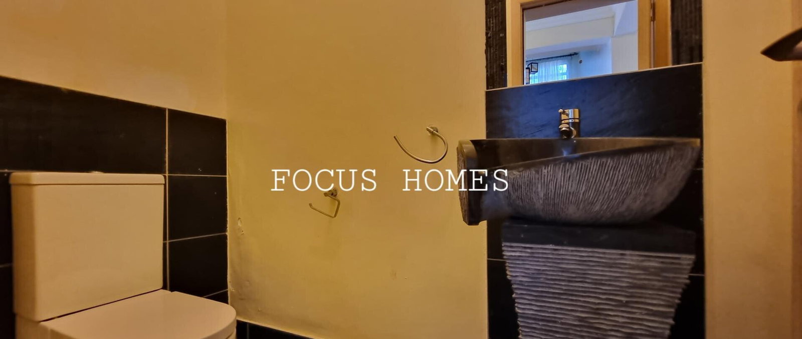 5-Ensuite Townhouse with Sauna & Jacuzzi - Lavington