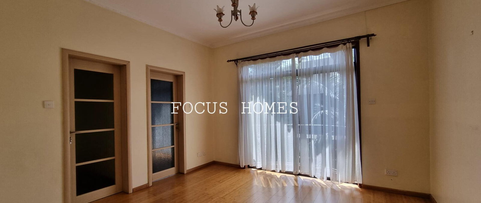5-Ensuite Townhouse with Sauna & Jacuzzi - Lavington
