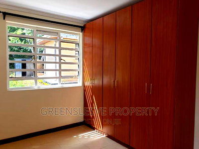 4bdrm Townhouse / Terrace in Hardly, Hardy for rent - Image 12