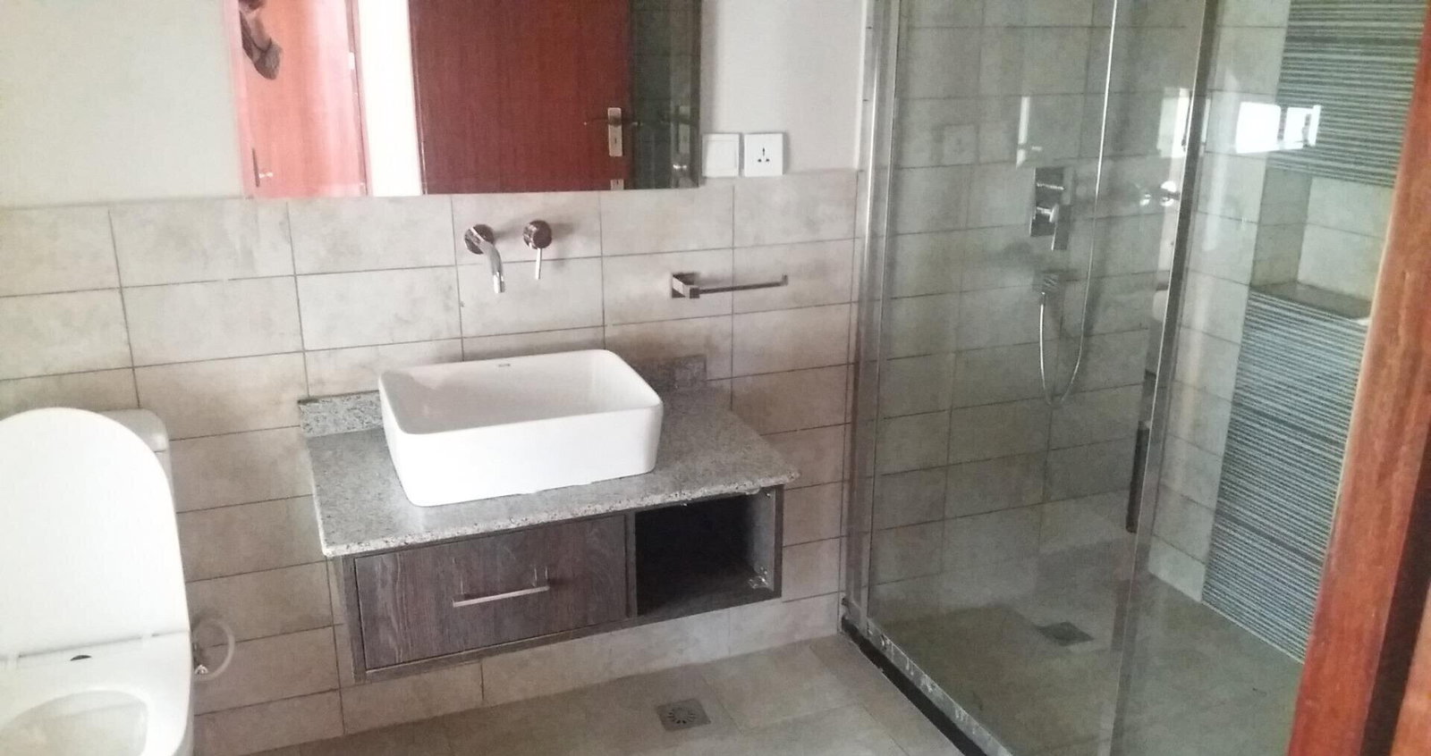 4 En-Suite Townhouse with Fireplace & UN Security Approval - Kitisuru