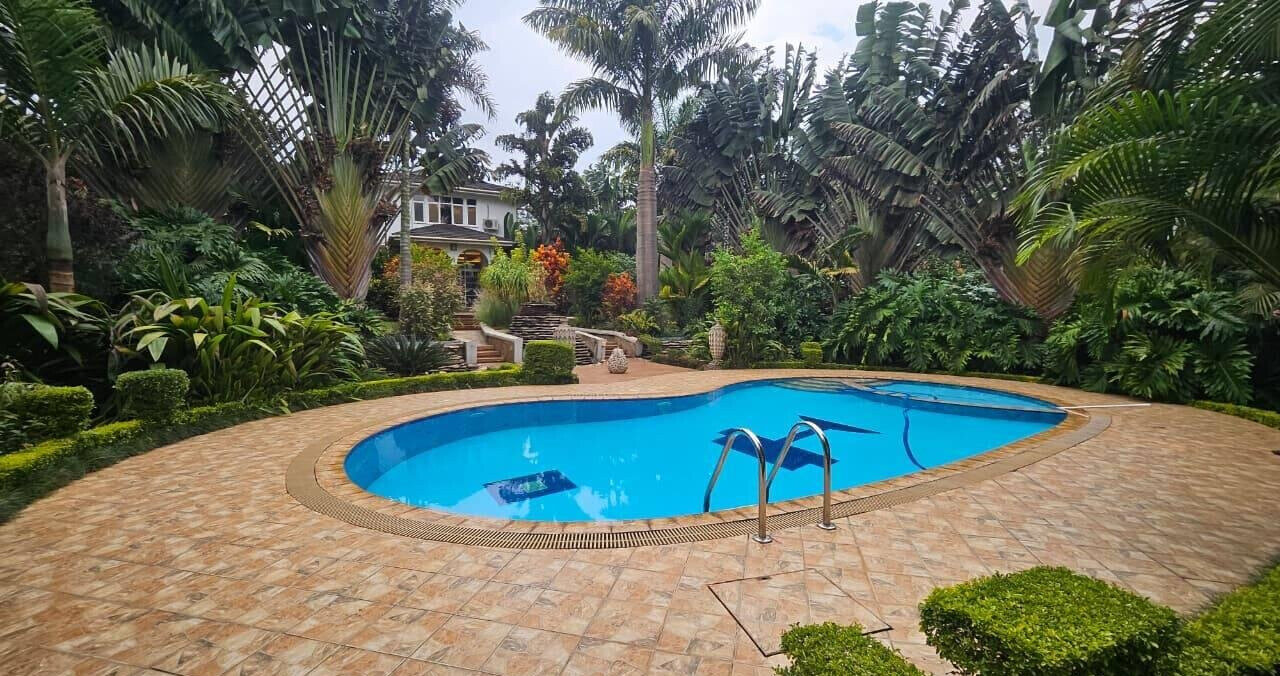Half Acre 4BR Haven at KSh 550K