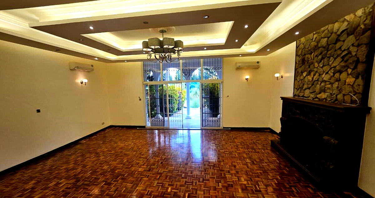 Half Acre 4BR Haven at KSh 550K