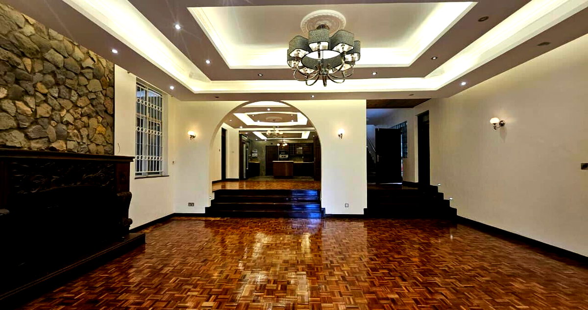 Half Acre 4BR Haven at KSh 550K