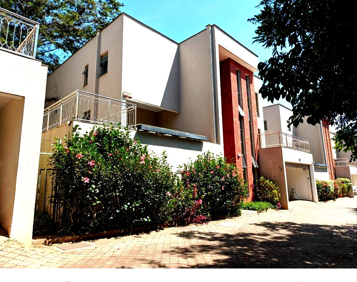 Tranquil 5-Bed Triplex Townhouse with Generator - Lavington
