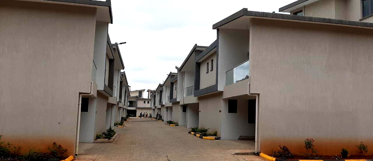 5 En-Suite Bedrooms with DSQ & Private Garden - Syokimau