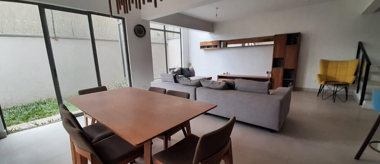5 En-Suite Bedrooms with DSQ & Private Garden - Syokimau
