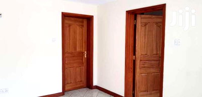 5bdrm Apartment in Nairobi West for Sale - Image 9