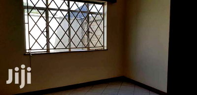 5bdrm Apartment in Nairobi West for Sale - Image 10