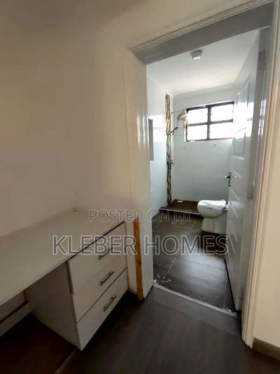 4bdrm Townhouse/Terrace in Ondiri, Kikuyu for sale - Image 17