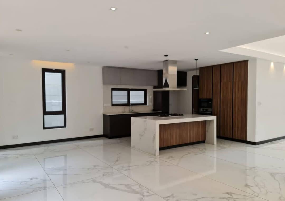 Renovated 4-Bed Villa with 2 DSQ on Peponi Road - Westlands