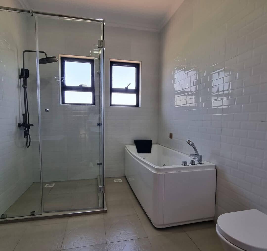 4BR All-Ensuite Townhouse with Guest Room & Ngong Hills Views - Kibiku