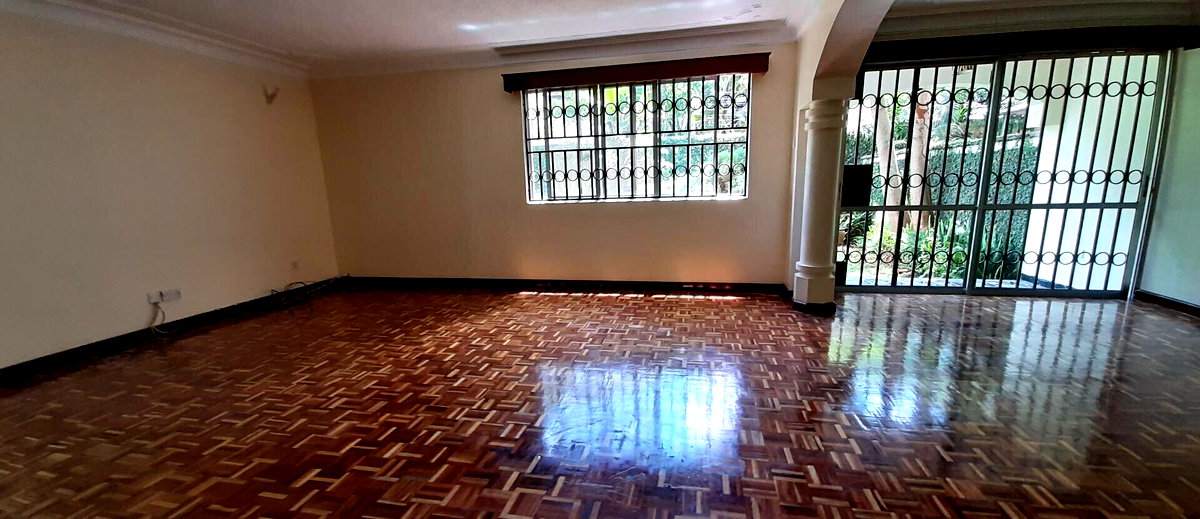 4-Ensuite Townhouse with Attic & Terrace - Lavington